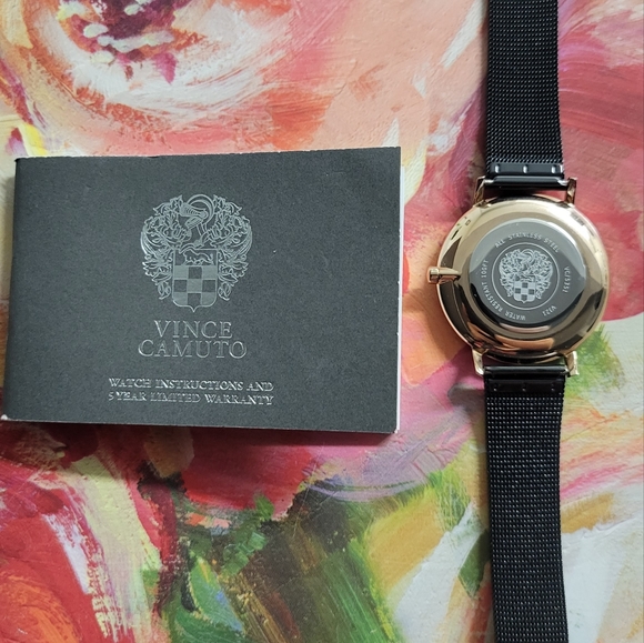 Vince Camuto - Picture 3 of 4